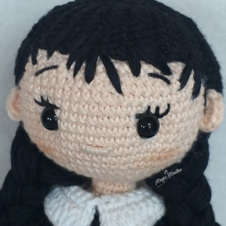 Poupée Mercredi Addams- Petit Modèle